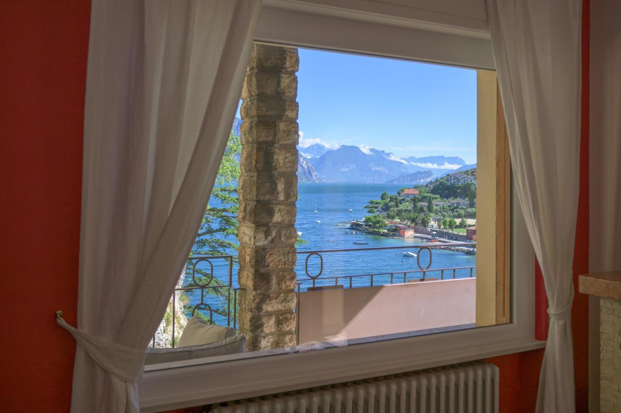Apartament Breathtaking View. Malcesine Zewnętrze zdjęcie